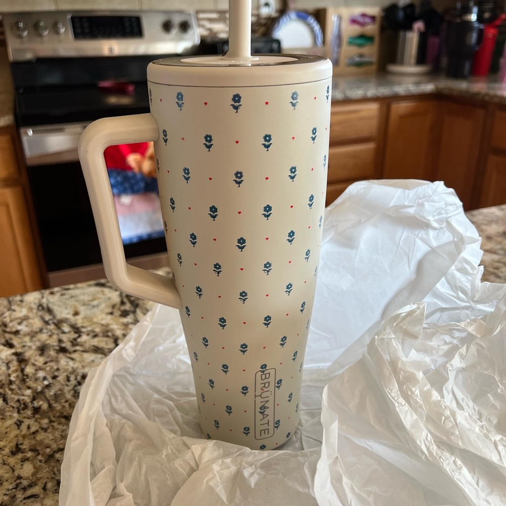 Brumate tumbler